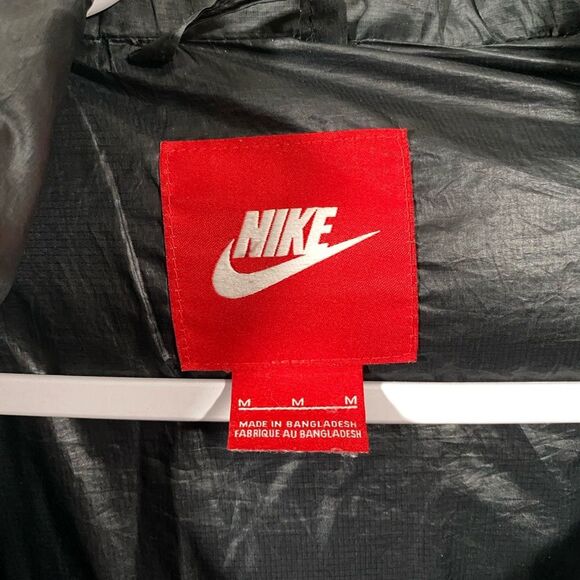 Nike Cascade Hooded Tech Down Puffer Black Quilted Coat Women's Medium - Picture 9 of 12